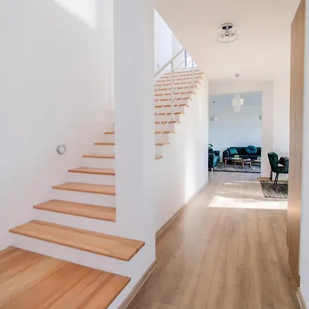 Luxy Luy Villa *