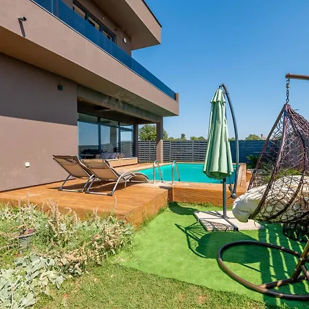 Villa Luxy Luy Loborika